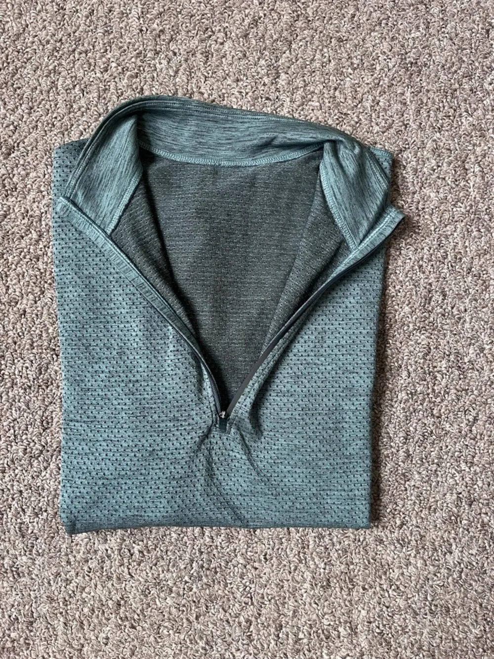 Lululemon Mens Metal Vent Green Twill 1/4 Zip size small - Picture 6 of 6
